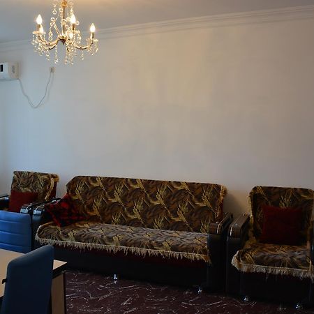 Apartment Nona Vox Μπατούμι Εξωτερικό φωτογραφία